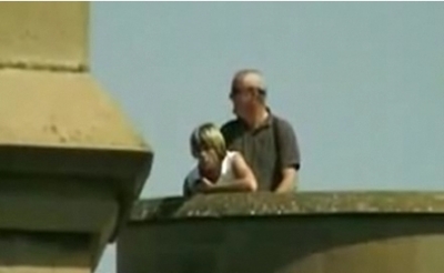【動画】建物の上でパコパコしてるカップル